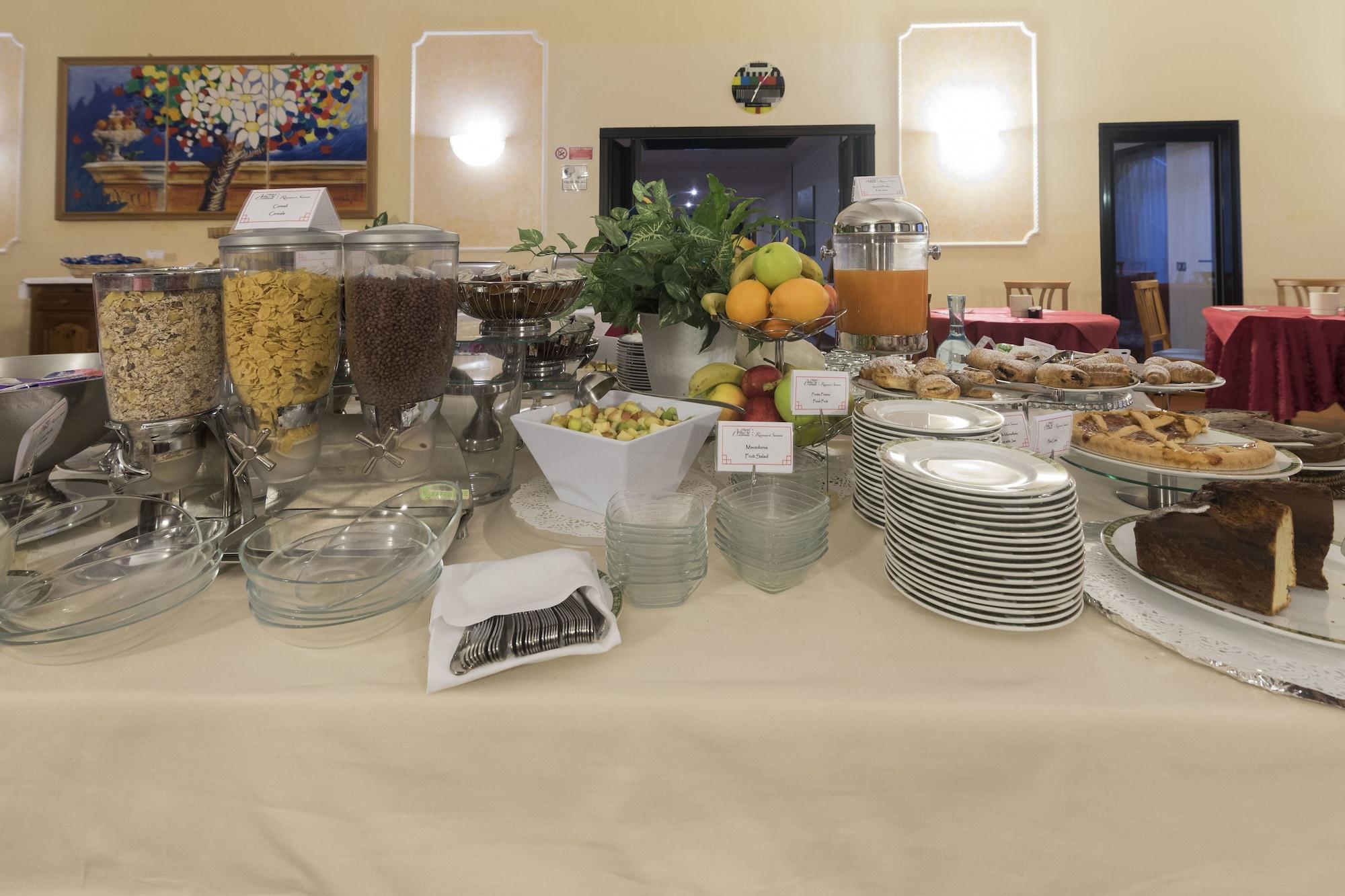 Hotel Villa Del Cardinale Norma Екстериор снимка