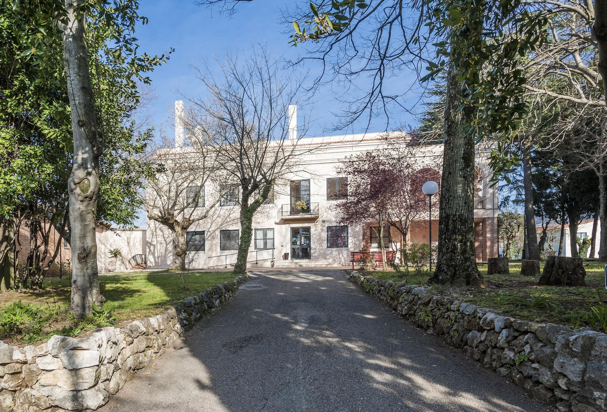 Hotel Villa Del Cardinale Norma Екстериор снимка